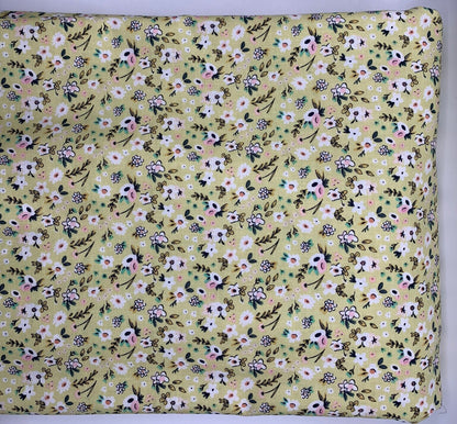 High Quality Quilt Fabric-Sold by the Yard- Riley Blake Designs-Splendor-Floral pattern- 100% Cotton Fabric