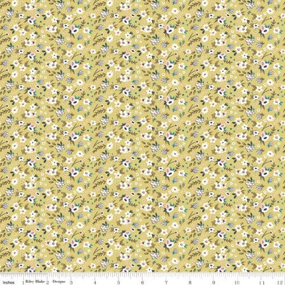 High Quality Quilt Fabric-Sold by the Yard- Riley Blake Designs-Splendor-Floral pattern- 100% Cotton Fabric